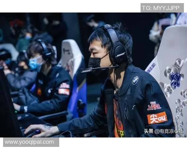 精英赛中FPX的比赛经验与表现分析及其对未来的影响